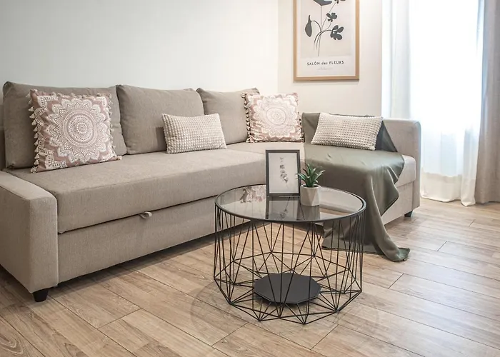 Hall View * Kalamata