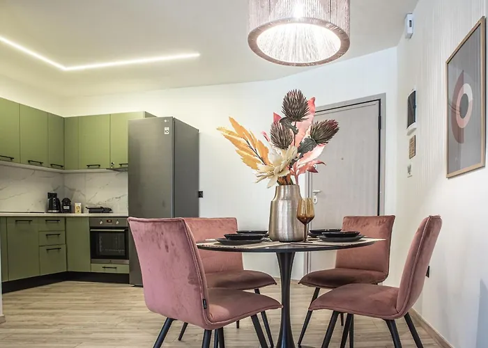 Hall View * Kalamata